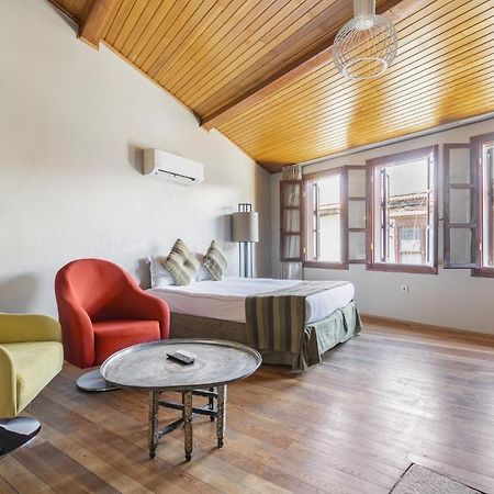 Mesmerizing Flat Near Hadrians Gate Villa Анталия Екстериор снимка