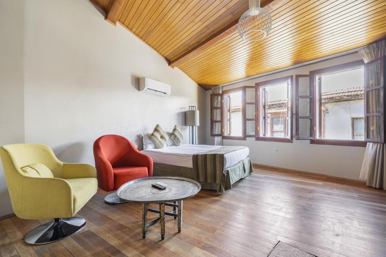Mesmerizing Flat Near Hadrians Gate Villa Анталия Екстериор снимка
